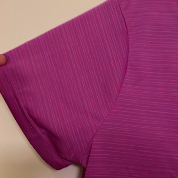 Reebok Pink Short Sleeve V neck t shirt  XL - Picture 6 of 11